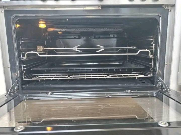 طباخ عشتار مصري نظام بوري فرن خطين يشتغل قياس90*60 شغال فرن كلوب مقدحه شوايه كلو شغال العنوان موصل جانب الأيمن للاستفسار
 ***********
***********
