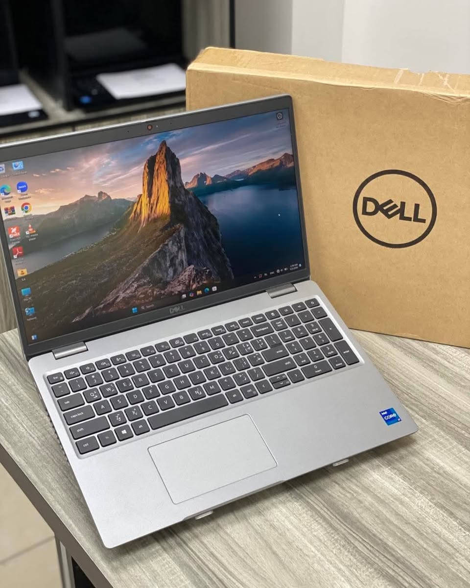 لابتوب سلم خفيف حديث معالج قوي وجيل عالي DELL 5520 Ci5 جيل حادي عشر    نظافة عاليه جدا اخو الجديد وعل الفحص وين متريد 
. 
 السعر ثابت 365 الف مع التوصيل والحقيبة والشاحن الأصلي 
. 
مناسب للدراسة والبرامج المكتبية والطباعة والتصفح والامن السيبراني وغيرها من البرامج 
……………………

 المعالج Core i5-11th جيل 11
 ذاكرة الوصول العشوائي (الرام) 8GB 
 التخزين( الهارد) SSD 256GB 
 مقاس شاشة 15.6 انج دقة عالية 
 منفذ HDMI & TYPE C 
 كيبورد  عربي انكليزي
الرام والهارد قابل للتطوير 
…………………………………
*********** واتساب 
 الريادة للحاسبات / محمد الزهيري
