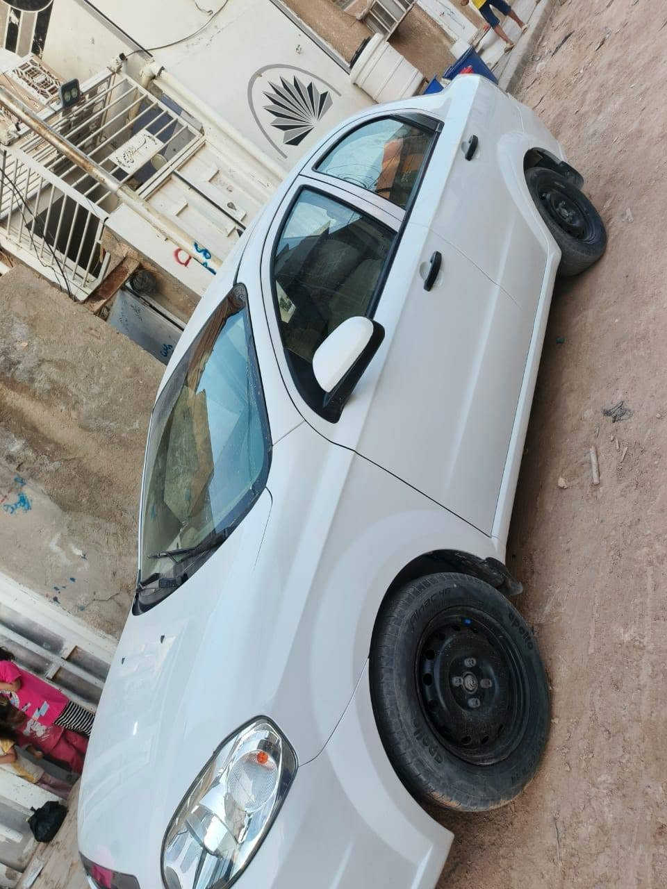 افیو للبیع مدیل ١١خلیجی مگفول من الضربه سياره جديد محرك وكير جديد مفتوح تبريد شغل حداده جديد رقم بغداد مميز مكانه النجف السعر 65 بيه مجال للاشراي 
***********
