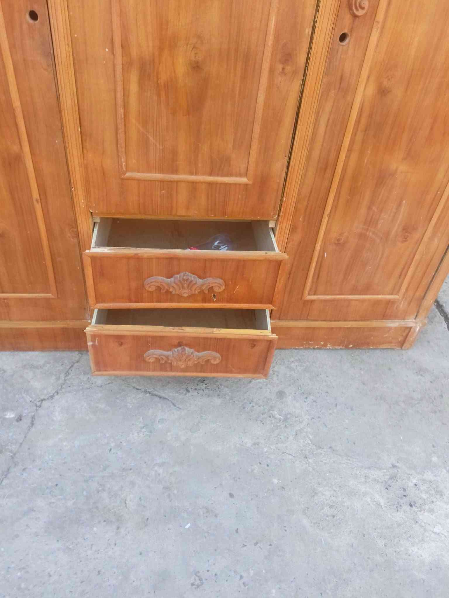 للبيع
عنوان موصل جانب الايسر
‏‪***********‬‏
