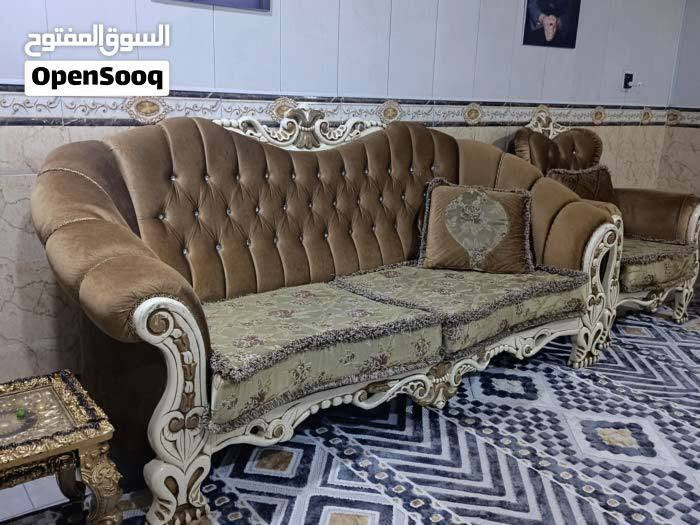 تخم قنفات فخم بتصميم راقٍ ومتين للغاية، وبحالة جيدة جداً (كما هو موضح في الصور)
6 قطع
10 مقاعد
بسعر 500 قابل للتفاوض بالمعقول.
الزبير الشعيبه
الاتصال او واتساب
***********
***********

نص مكتوب في الصور:
- السوق المفتوح OpenSooq