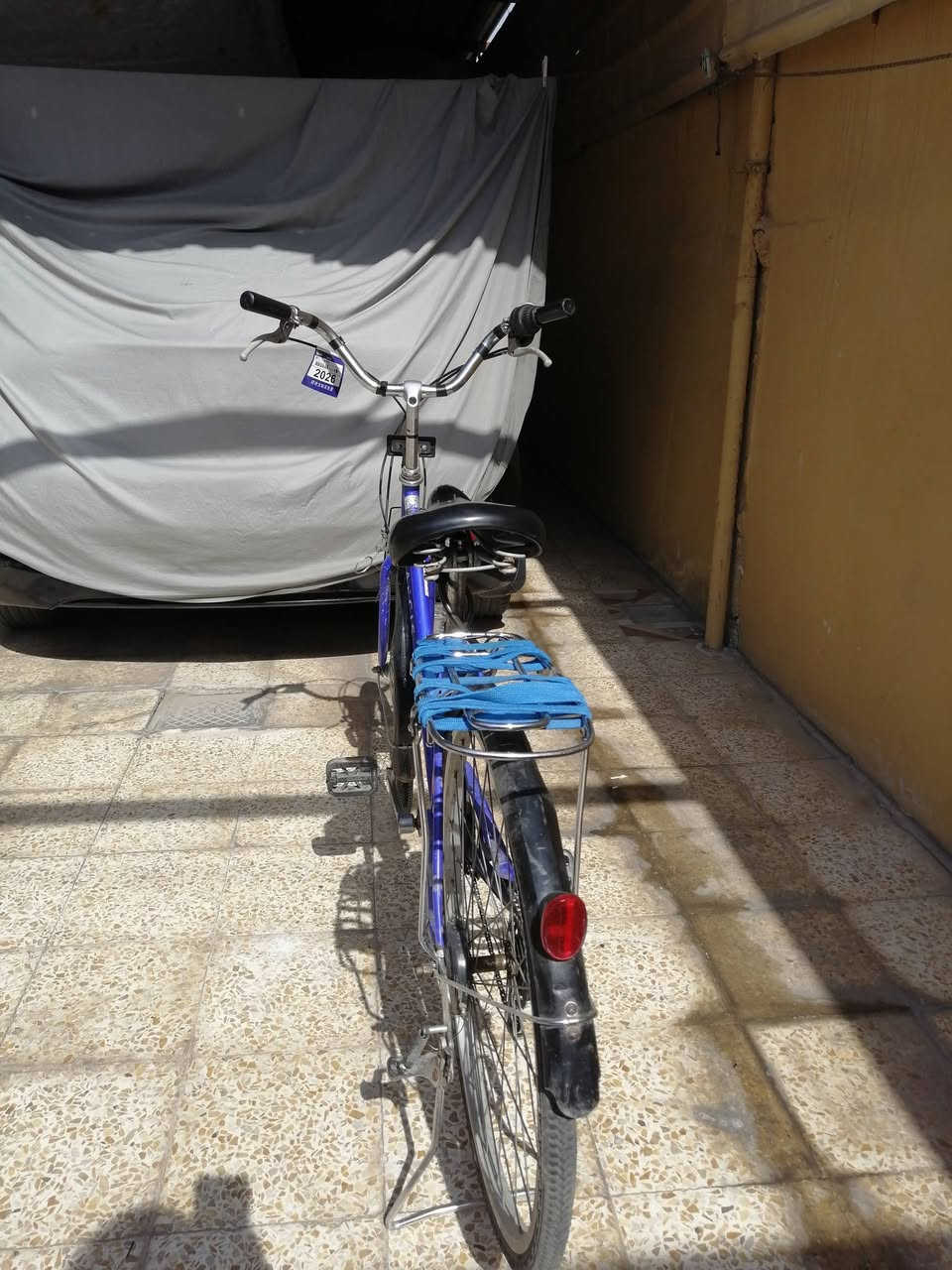بايسكل عبدالحليم نضيف ب75 المكان حي التحرير قرب جامع ال البيت للتواصل ***********
