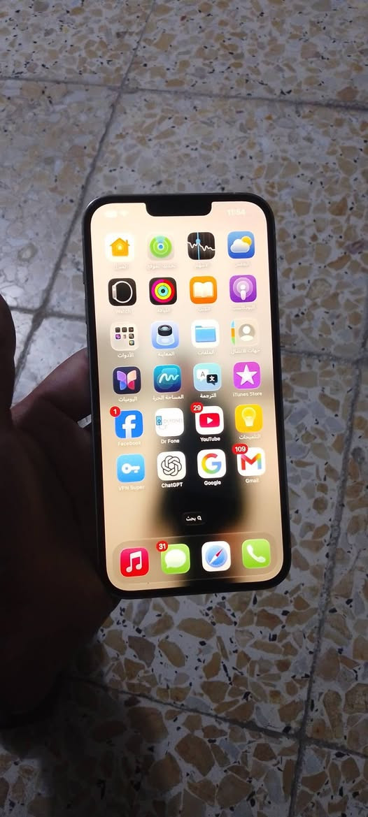 السلام عليكم ايفون 13 برو max ذاكرة 256 جهاز نضيف مفتوح سابقا تبديل بطارية فقط نضافة 100٪  بطارية ثابتة على ال١٠٠  رايدة700وبي مجال  مكاني بغداد الاصلاح شارع الجزيرة   الاستفسار الامراسلة خاص او الاتصال ***********
