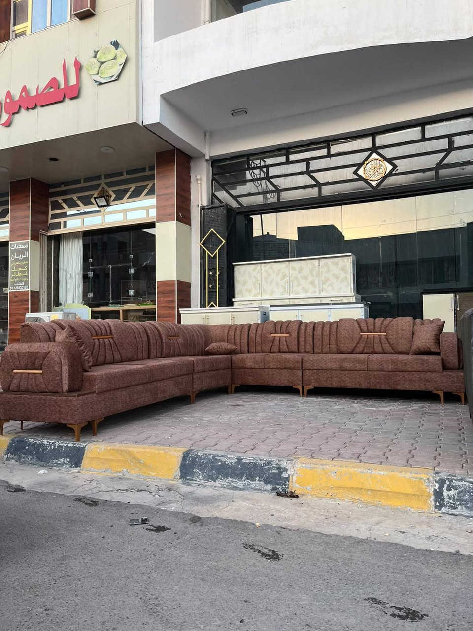 معرض ايمن للاثاث المنزلي
ديوان شغل موصل حطاطة درجة اولة
قماش خاولي مبطن ثقيل 
 خشب بلاويد اسود 10ملم 
ارجل نيكل حديد ضد الصدة 
قياس 7متر و11مقعد 
نضام تركي وبايدي عراقية وبجدارة 
يوجد لدينا تفصال حسب الطلب وحسب الموديل 
متوفر لدينا جميع الموديلات 
يوجد.لدينا عرض تبديل المستعمل بالجديد
العنوان تكريت نهاية تقاطع الساعة مقابل التجنيد ومجاور افران الريان ومقابل مطعم قصة 
للطلب والاستفسار الاتصال على الرقم التالي 
***********
***********
زورونا وتجدون كل ماهوا جديد
