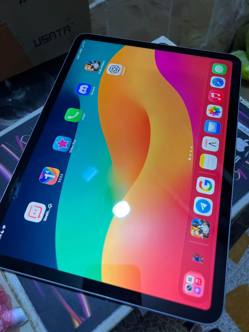 ايباد برو m2 ذاكره 128 نضيف وكارتونته موجوده مبدل فقط تاچ لمس وكلشي بل ايباد شغال السعر 450 المكان بغداد السريدات 
السعر 450 
تواصل واتساب فقط ***********
