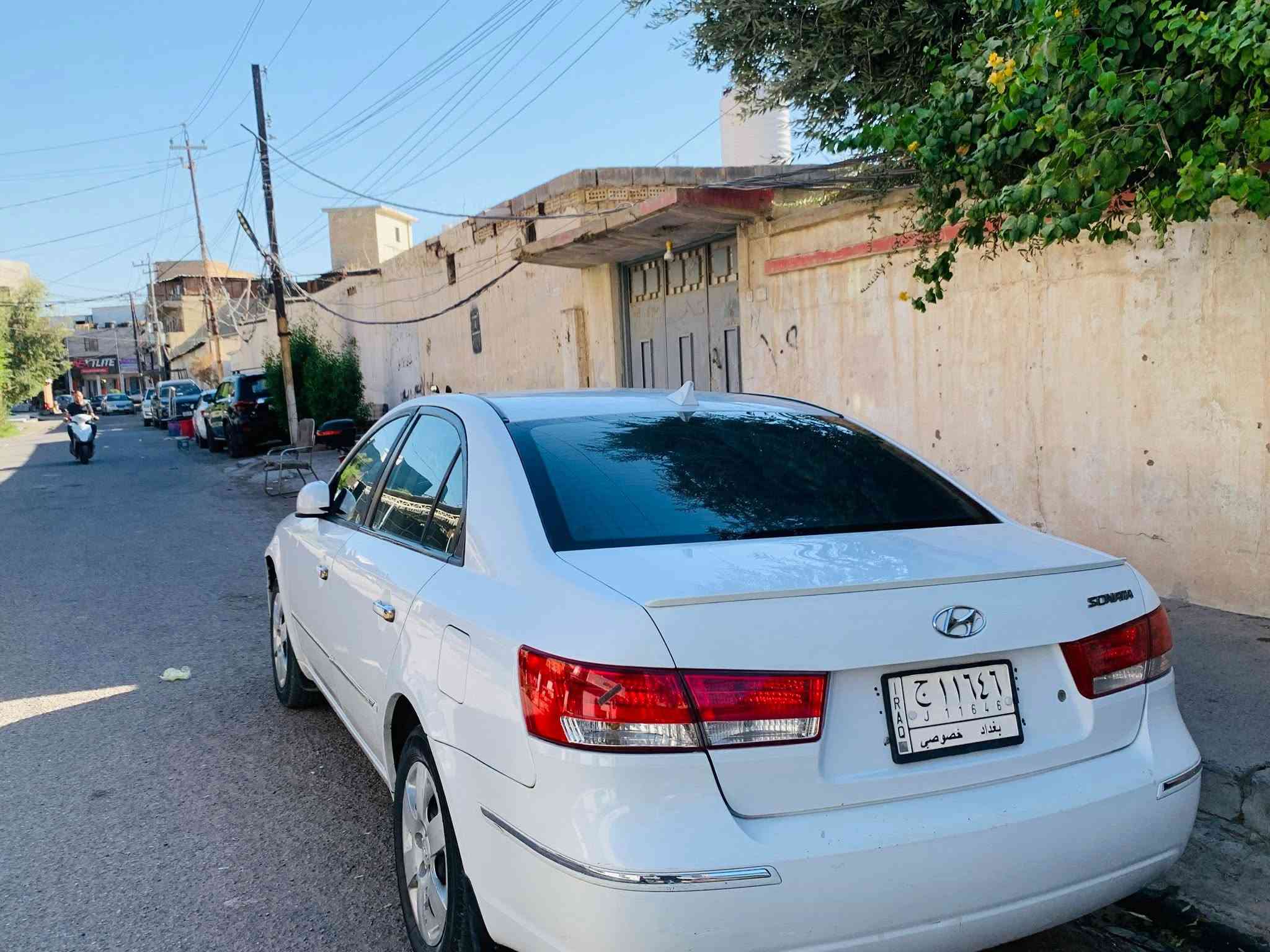 سلام عليكم
سوناتا خليجي 
موديل 2009
محرك 2400 دوش 
رقم بغداد سنويه جديده 
محرك كير جدد
صدر جديد تخم تاير جدد
السياره بيها مكانات صبغ اقل الحزام بدون قطره معجون بدون تبديل فقط رش بدون ضرر 
سياره جديده وجاهزه خير من الله 
شرط ترايها مال زيرو 
بالعافيه عل ياخذهااا 
مكان ديالى بعقوبه 
سعر 93 وبيها مجال بسيط 
***********
