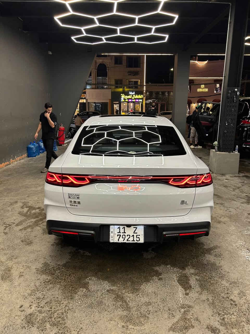 السلام عليكم كنL موديل24 فئه فول ٥ كامرات بنوراما بطاريه120 شاشه كبيرا قلابه رقم بغداد تحويل ثاني يوم سياره جاهزه من كلشي بيها ملاحظات سونار + ربع البنيد مصبوغ اثر طخه ماشيه الكلي 13 الف منزل كل برامج اخر تحديث بيها غراضها كامله حوضيات شاحنه كلشي كامل ربع متصرف عليها   مكان السياره بغداد الاسكان

السعر25250 وبيها مجال حك الجية اقرو تفاصيل يله تخابرني
بيع فقط

***********
