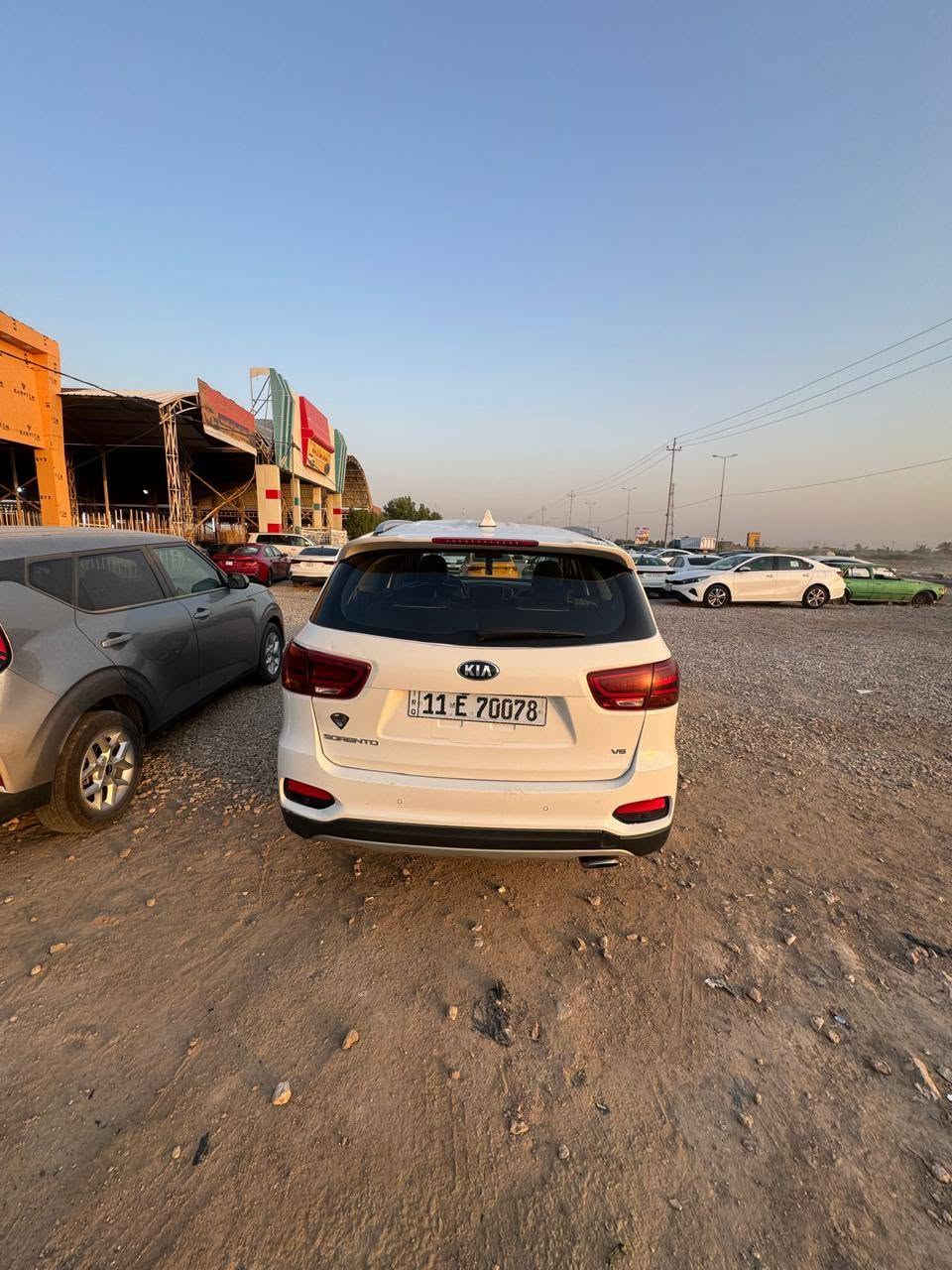 كيا سورنتو مواصفات خليجية موديل 2020 لون ابيض رقم  بغداد مشروع وطني سنوية نافذة لغاية 2031 باسمي *********** السماوا, المثنى
