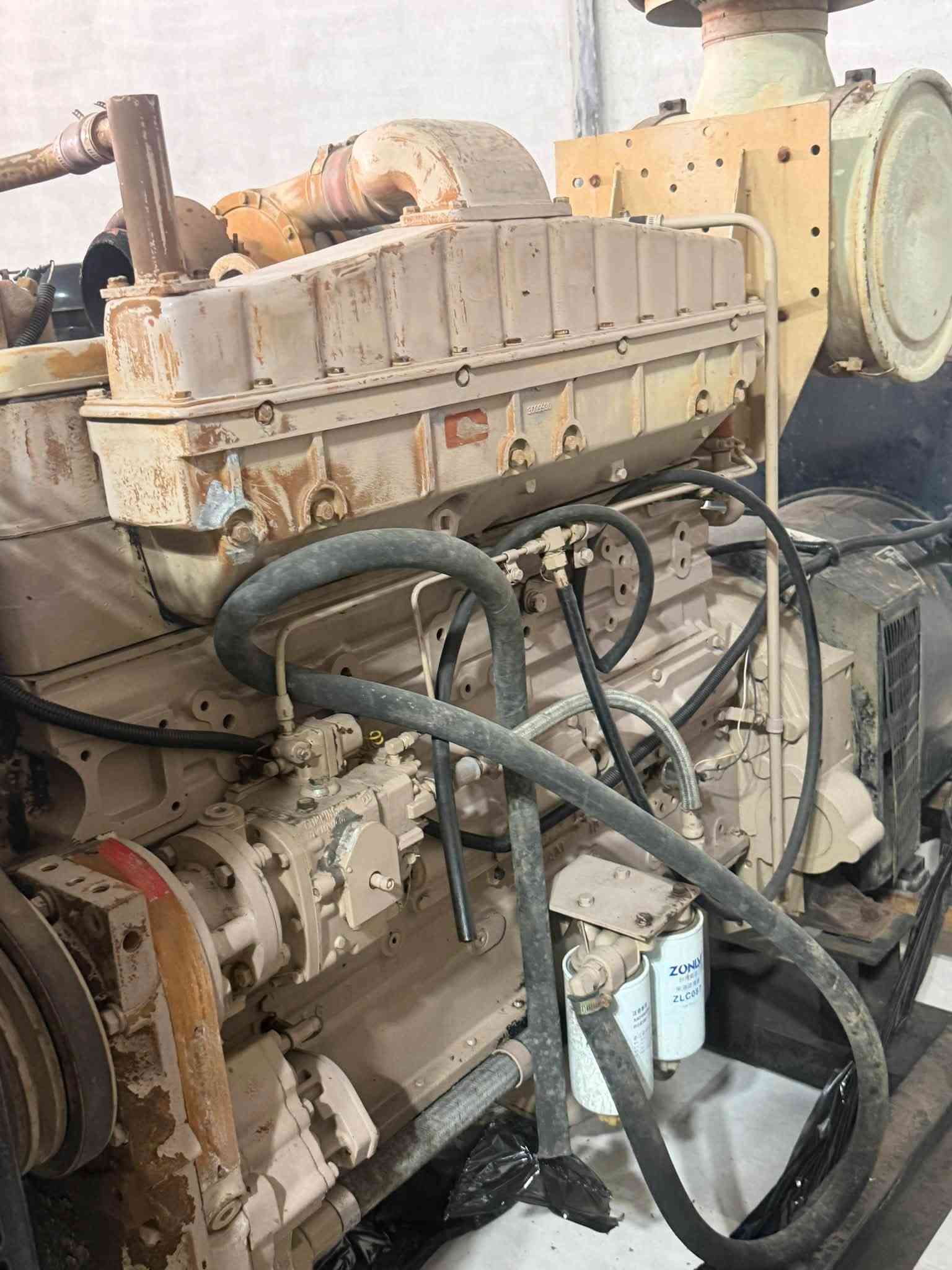 كمنز حجم 5.5 انجكتر عادي
كمشفت جبار راس توليد ستامفورد
375kva اوربي غير مستعمل بلعراق بلادي 
شاشة اوتو عنوان كركوك يوجد توصيل 🚚 ***********
