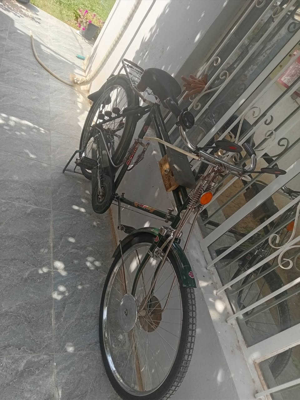 دراجه هيرو هندي للبيع حجم ٢٦ جديد جديد جديد
نضافه ٩٨٪ بايسكل احلى من الصور
كامل مكمل ما ناقصه اي شي
السعر ٩٥ الف وقابل التفاوضل
للاستفسار على هذا الرقم ***********
موجود واتساب واتصال اتصل وبيك خير وادلل
عنواني ديالى المقداديه ناحية ابي صيدا
