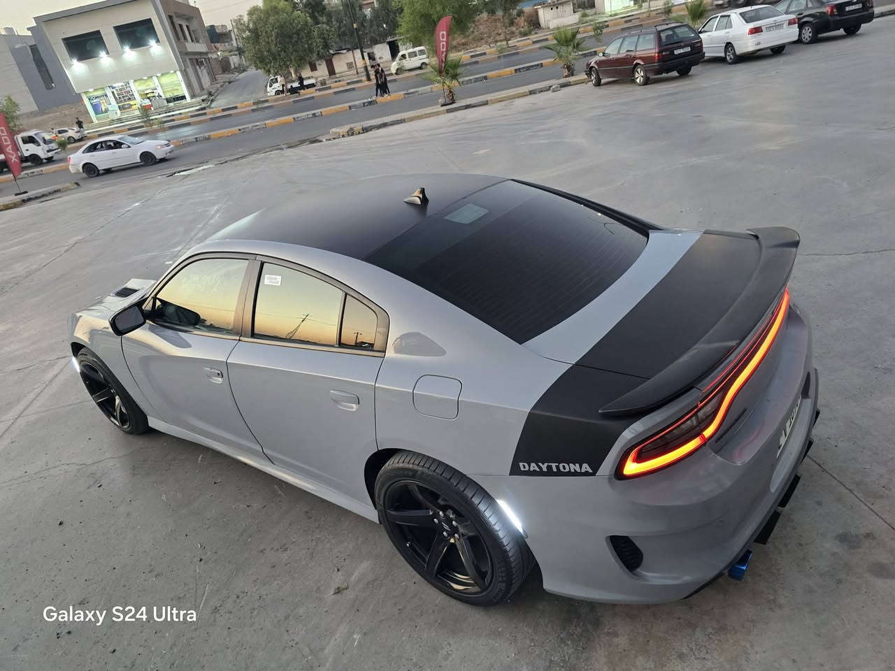 للبيع
سعر 158$
جارجر sxt محدث Gt موديل 2022 
ماشية 18  ألف فقط 
اللون سمنتي 
محرك v6 .3600 
محرك وكير واكسل بشرط 
رقم اربيل  دولي رقم وهزة وسنويه جديد باسمي شرط التحويل 
🚫حادثها 5 قطع  موضح بلسونار 
مواصفات 
بصمه تشغيل عن بعد 
شاشة كبيرة كامرا حساسات خلفية 
نظام سبورت قطعتين تبريد 
سفتات ستيرن 
كشنات جلد احمر حضن كهرب هيتر بلكشن 
ويل كب طخم تاير جديد 
سيارة جاهزه 
موصل الايسر 
***********
***********
