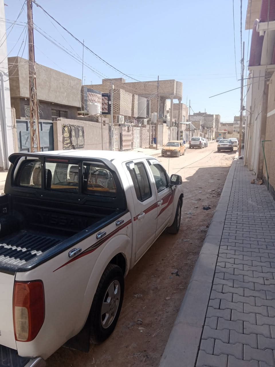 نيفاره موديل 11سعرها 75مكان نجف سياره نضيفه تبريد ***********
