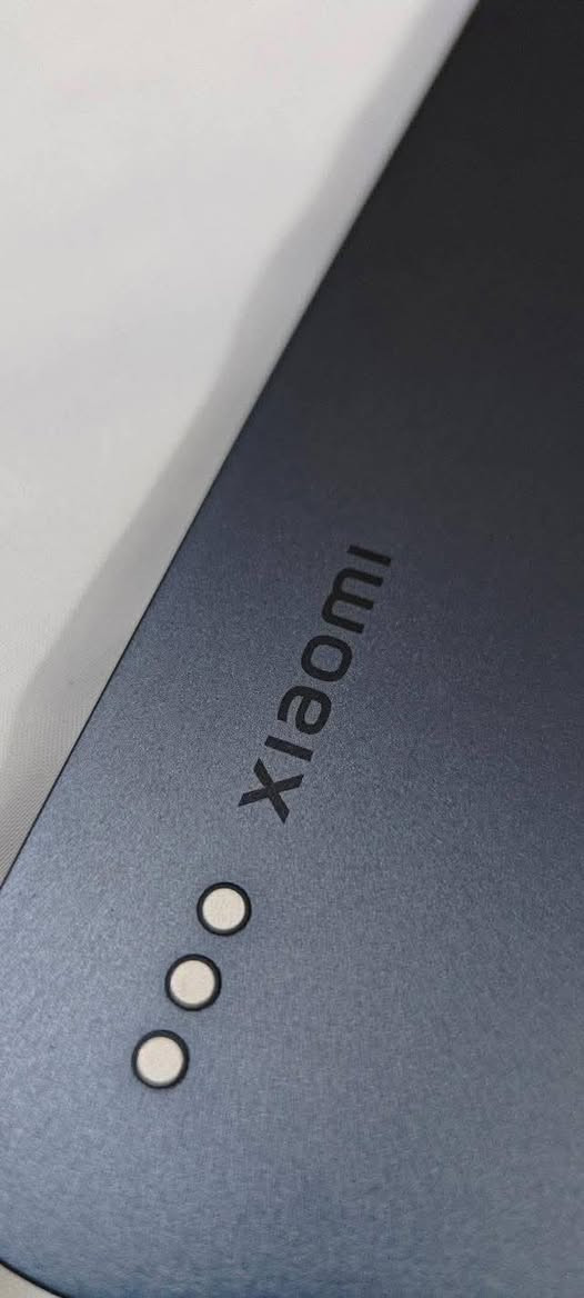 للبيع شاومي pad6s pro ذاكرة 512
موجود كامل ملحقات شاحن وكارتون 
السعر ٥٧٥ وبيه مجال بسيط 
واتساب ***********
المكان بغداد
