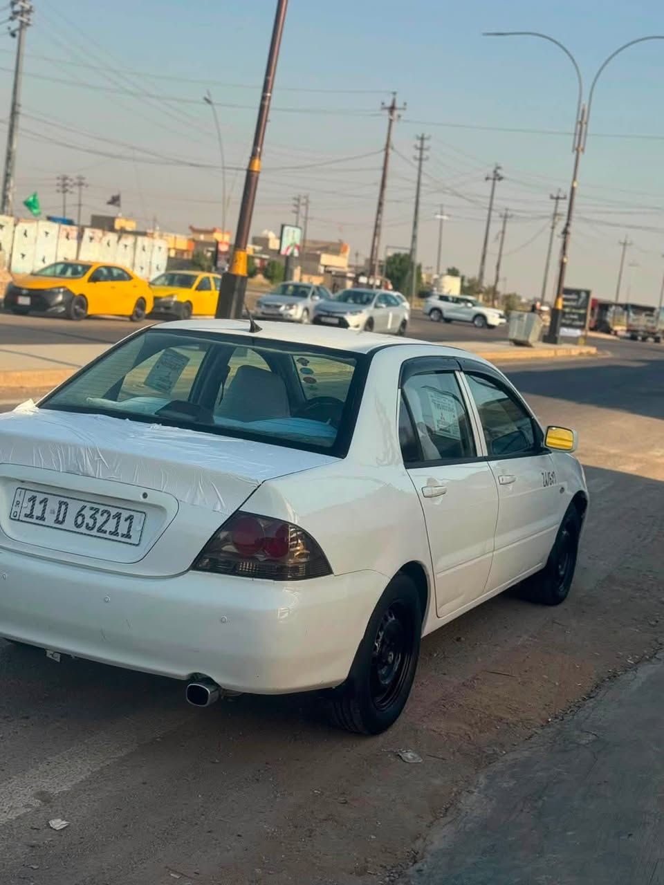 لانسر للبيع موديل ١١ خليجي بيه صبغ جاملغ يمنه مع إهلال جاملغين خلفي جماليه جاهزه كير مكينه تبريد خير من لله تحويل مباشر مكان ديالى سعر ٨٥ ورقه. ***********
