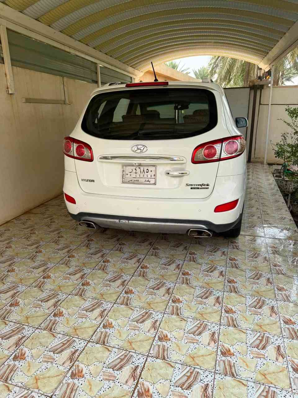 السلام عليكم سنتافي ٢٠١٢خليجي فول بصمه فتحه تحكم ستيرن كشنات كهرباء سته سلندر ٧راكب سياره جديده بمعنى الكلمه السونار مرفق عنوان ديالى الخالص السعر ١٥٠$وبيه مجال 
***********
