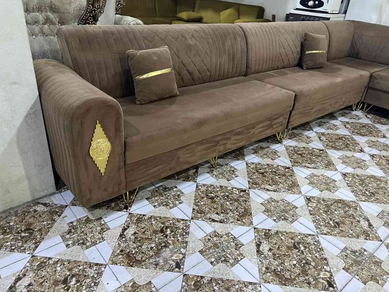كنب • ١٣ مقعد • كلار