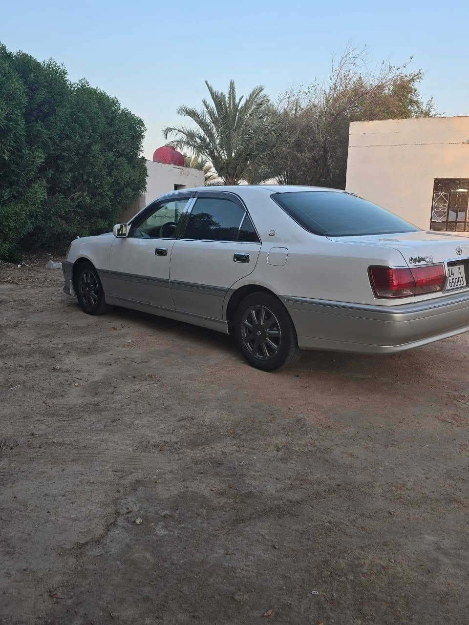 سلام عليكم ملكه للبيع موديل 2001فولل سياره عده ثلاجه وتبريد قطعه وحده جلد فتحه ٣دكم تخم تاير مكينه ديفور جبير شرط كفاله عامه رقم بصره بسمي ماعده شخط مكان ناصريه سعر 145 وبيها مجال للشراي بيي خير ويدلل***********🤍🤍
