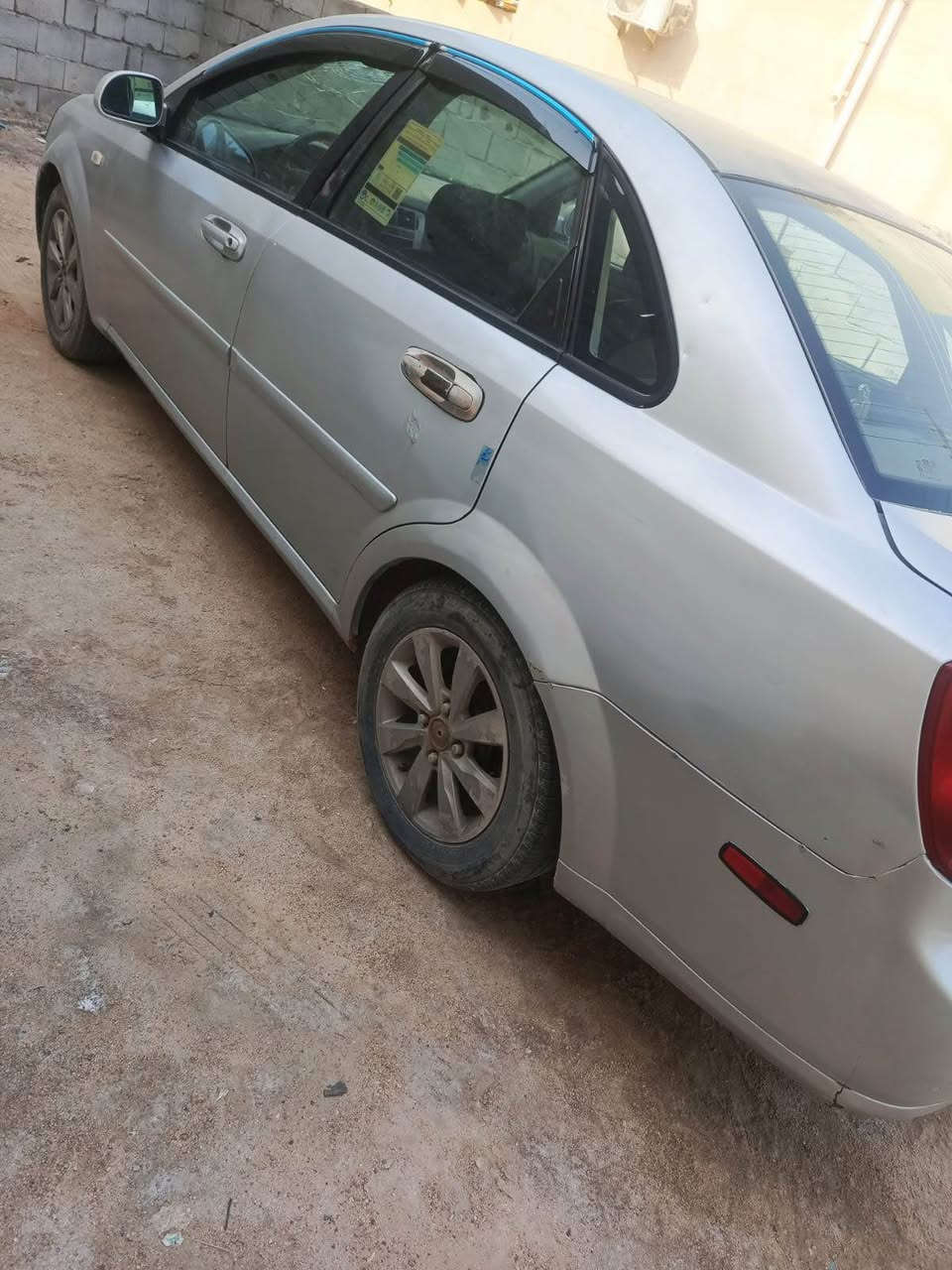 سياره للبيع 
سياره اصوليهه بيه سنويهه بيه وكاله عامه بس وكاله ضايعه راعيي سياره موجود بس ما يقبل يحولل 
السياره ابيعع كومتت حديد سعر38بيها مجال بسيطط
رقم الهاتف(***********) البصرة, العراق
