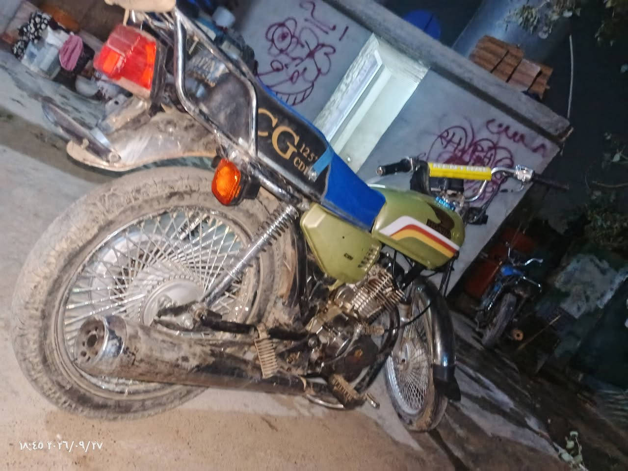 السلام عليكم دراجه للبيع اغراضها كله تايجر مزود محرك 200 مال جني دراجه كله شغال بقلايه دبل اشاره لايد قدام عداد كله شغل السعر 400 وبي مجال للطيبين مكاني البوعجيل اتصال على رقم الهاتف ***********

نص مكتوب في الصور:
- ١٨:٤٥ ٢٠٢٦/٠٩/٢٧
- ١٨:٤٦ ٢٠٢٦/٠٩/٢٧
