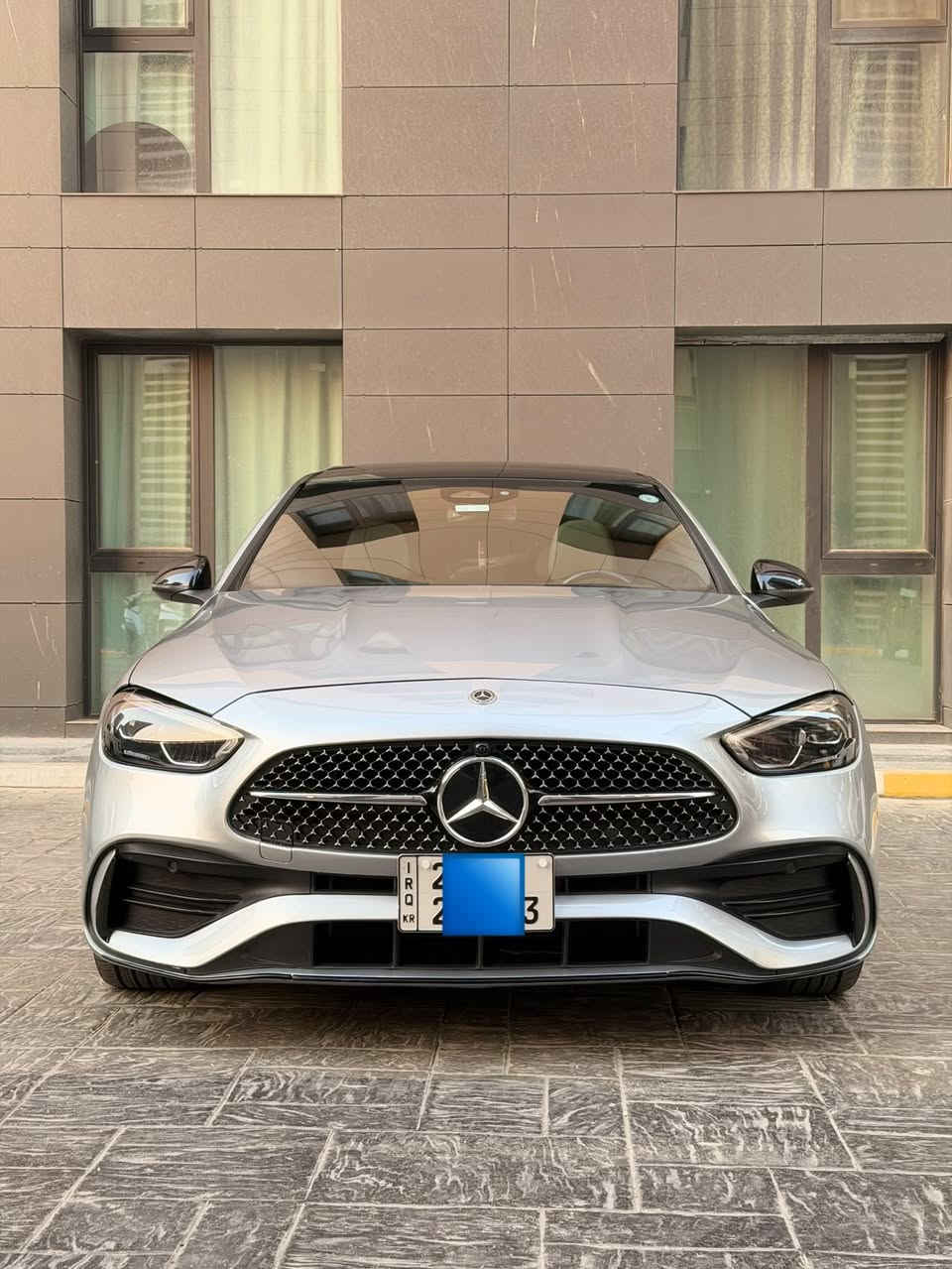 للبيع مارسدس c300 2024 

Mercedes-Benz C300 | 2024
🔥 AMG Line | 4MATIC

- بانوراما قطعتين 
- داخلية أبيض
-عداد 19,000
-دشبول خشب اسود 
- تدفئة لكشنات
-كامرة خلفية
-AMG كت بلادي 
- خزن كشنات 
- مساج للمقاعد
-شحن لاسلكي 
-كار بلي 

- Blind Spot – نقطة عمياء
- رادار جانبي 
-حساسات 360
- رادار أمامي مانع تصادم
- Auto Park – بارك أوتوماتيك
- جنطة كهربائية
- Ambient Light داخلي 64 لون
- تضليل بسنوية 
استفسار اكثر 
***********
سعره مناسب
