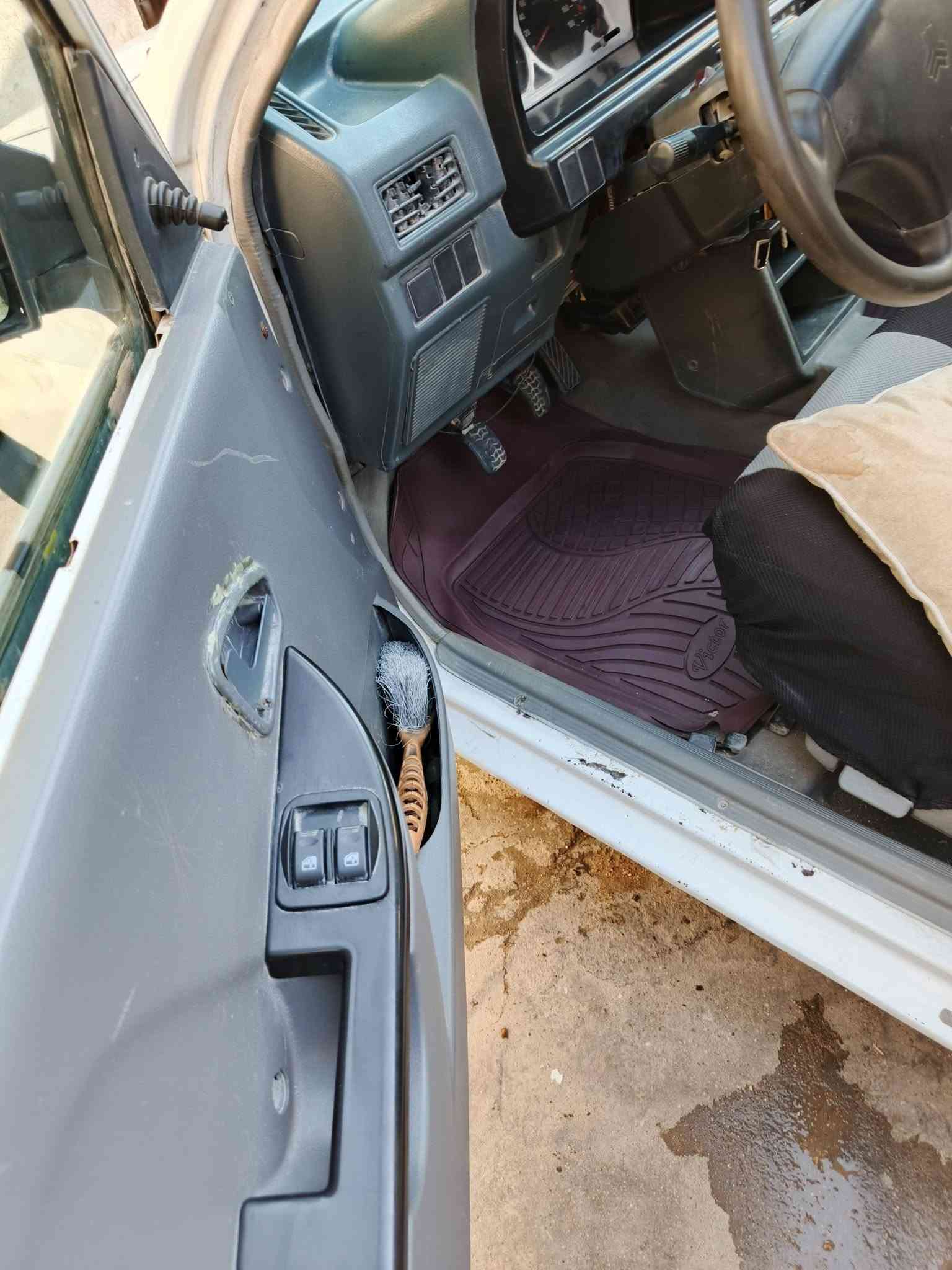 نضيفه • دوشمه توه • ٢٠١١