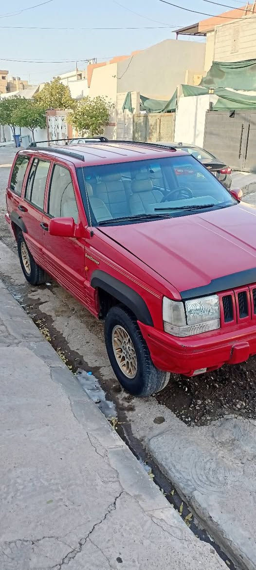 موديل 93
محرك كير اكسل شرط 
تبريد شغال 
بدون نقص 
سنوي صاقط شرط تحويل 
مكان كركوك 
سعر 45 مجال 
‏‪***********‬‏

