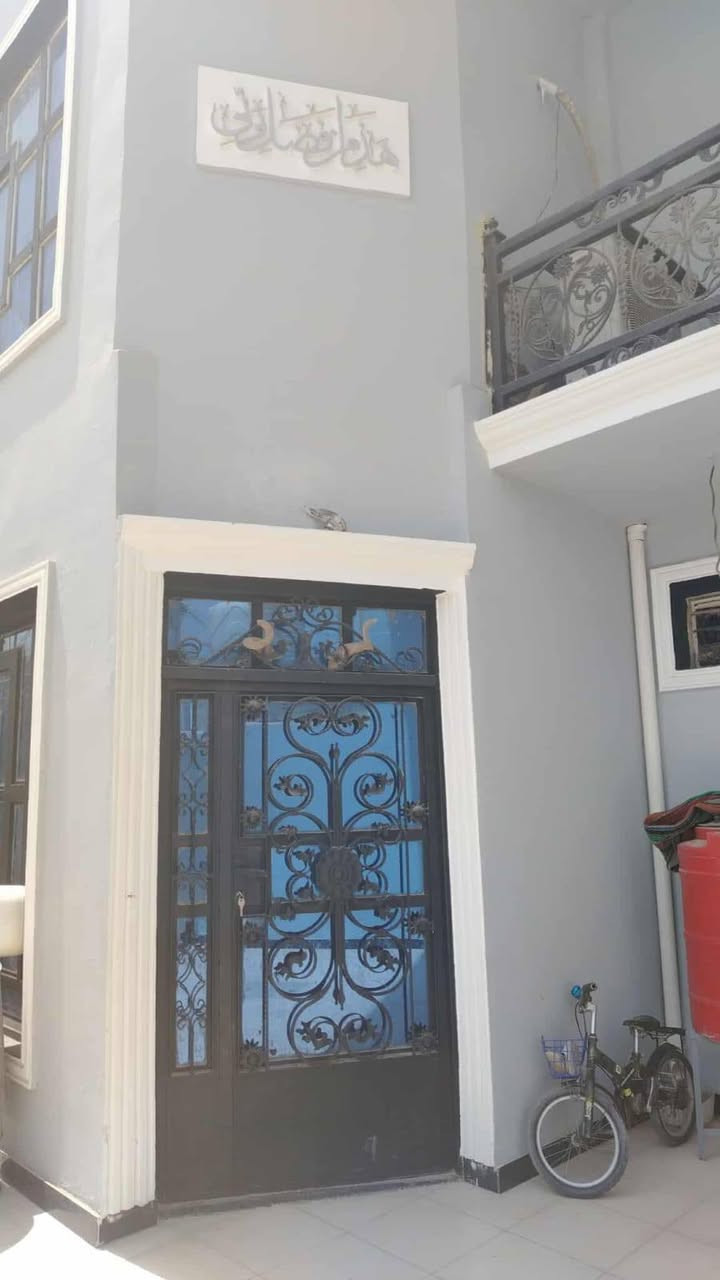 🏠 #دار #للبيع #للبيع | 

📍 الموقع: العسكري
 
📐 المساحة:( 200 ) م²

🏗️ التفاصيل: طابق ونص/ 3 غرف نوم 

💰 السعر: [$$]

📞 للاستفسار : ***********
     اتصال او واتساب 

📌 مكتب باب الدار للعقارات 📌
 النجف الاشرف/تقاطع الهندية
