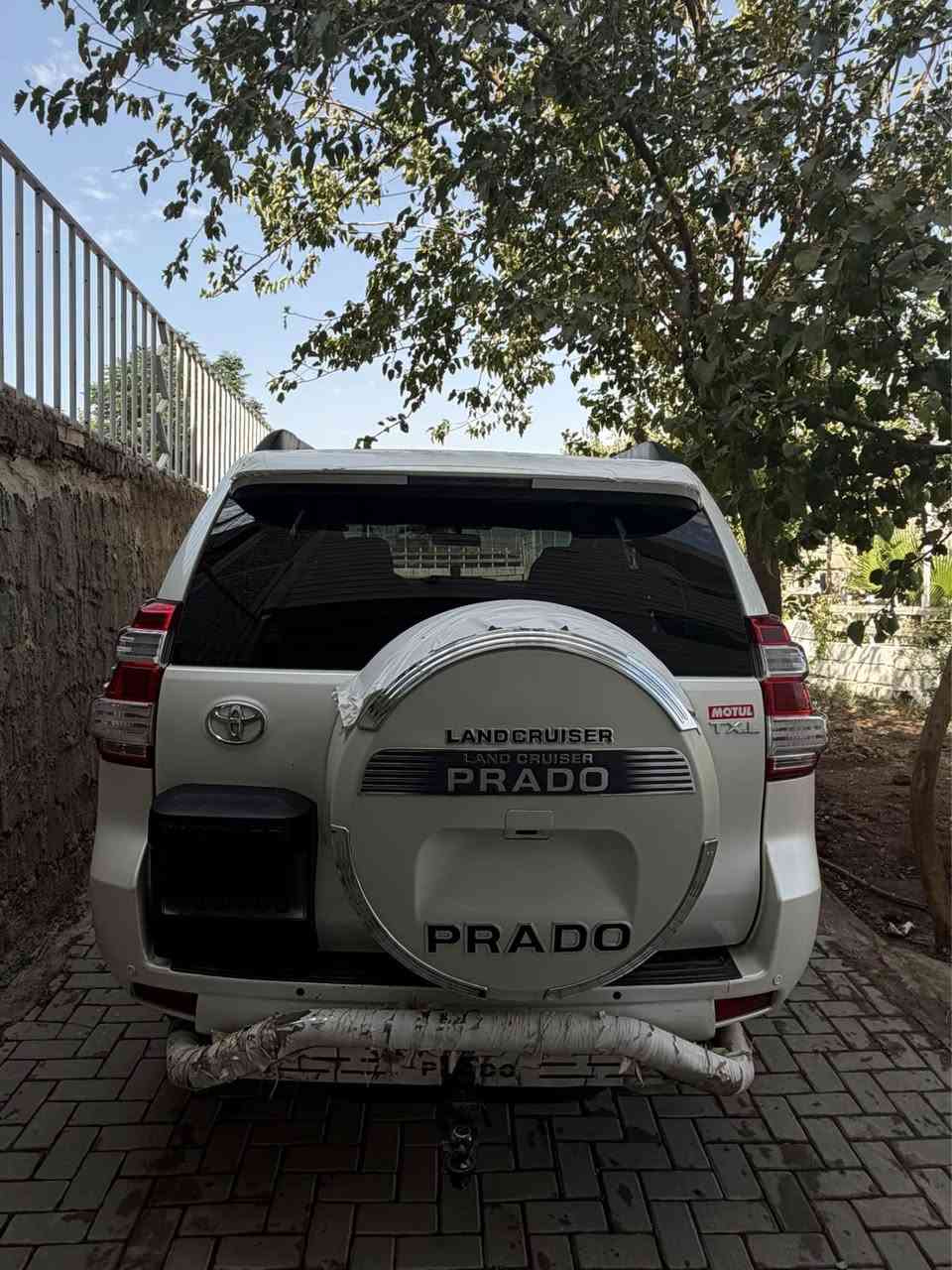 Toyota prado 2014 TX.L نمونە لە جوانی
بێ بۆیاخ 
١٠٩ هەزار حقیقی ڕۆشتوە
سۆنەریم داناوە تەنها کەمێک ساردی هەیە
سەنەوی تا ٢٠٢٩ تازەیە بە ناوی خۆمانەوەیە
٤بستۆنی مەکینە ٢.٧
مواسەفاتی TX.Lسپێر لە کۆڵ
سەلاجە و تەبرید مەرکەزی ٣ ڕیز گوشن و دەبڵ ئەکسل و تەحەکوماتی سوکان و شاشە ئایپاد و ناو زەرد و ٤ جام ئۆتۆ....
سێعری ٢٥٠ گەڵاو مەجالێکی کەم و برایانە
***********٧٧٦٢٥٦٢٠٠٦
سەیارەکە لە سلێمانیە..سپاس بۆ ئەدمین السليمانية, العراق

نص مكتوب في الصور:
- PRADO