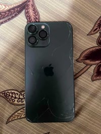 آيفون 13 برو ماكس • ذاكرة 256 • بطارية 70%