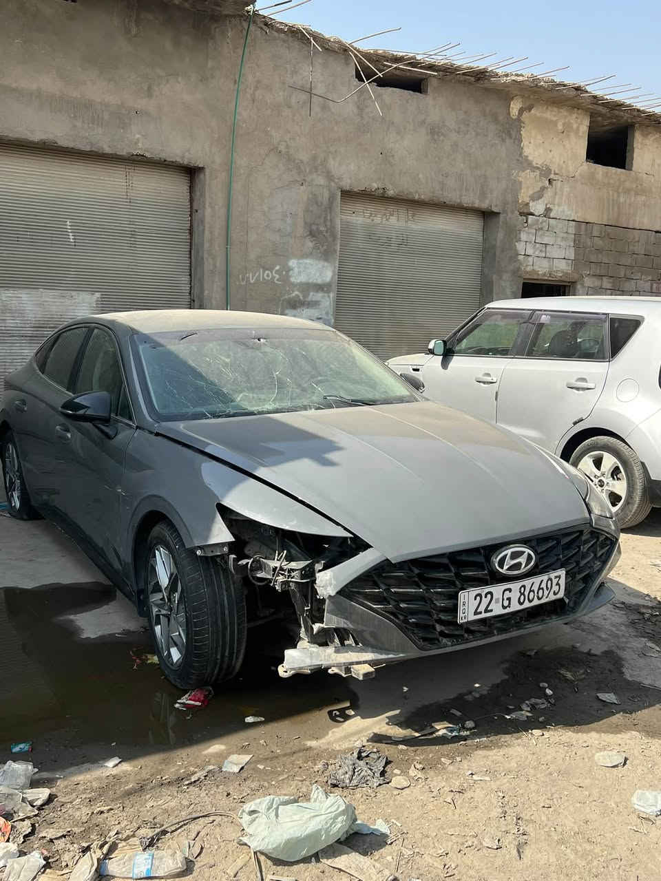سونانا وارد أمريكي موديل 21رقم أربيل لون سمنتي مواصفات بصمه جلد بصمه ابواب شاشة سايد بريك بصمه رادار مكينه2500وبعد بيه موصفات حادثه مال امريكا بنيد و جاملغ وحالين صار بيه حادث ابيعه على وضعه سياره مكينه كير شغال مكانه سياره بغداد جسر ديالى جديد سعر118وبي مجال قليل حك جيه اعتذر عن المراوس ***********

نص مكتوب في الصور:
- BidCars