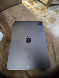 آيباد برو M2 • ٢٥٦ • بطارية ٩٠٪