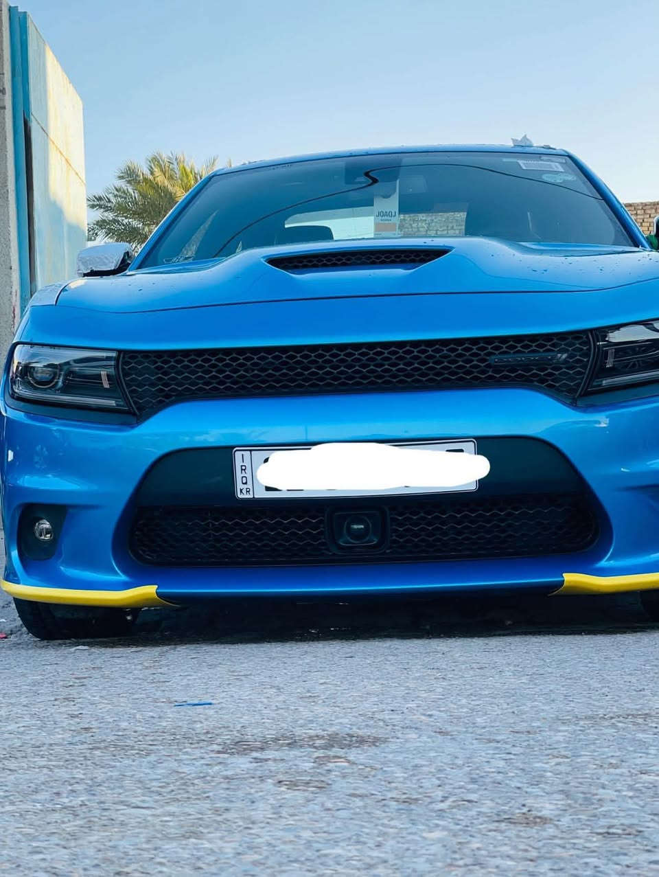 جارجر جي تي بلص بلاك أدشن 📍🩶
فول 1 /1 ام رادار امامي 

‏CHARGER GT PLUS BLACK EDITION 

لون  بحري  المرغوب اخر اصدار لاس كول ؟

الموديل :2023  . (خليجي) . وكاله هارلم 

العداد : 47 

المحرك : V6.  3.6L

مكفوله من الصبغ و التبديل و البارد  

المواصفات : رادار امامي ؟ 

* جناح خلفي اسود. 

* ويل قياس 20 انچ اسود . 

* مقود القيادة رياضي . 

* مقاعد رياضية من الشاموا الأسود.

* نقطة عمياء . 

* رادار مع مانع تصادم أمامي.

* مصابيح أمامية زنون . 

* كشافات الضباب زنون . 

* المصابيح الأمامية مع LED . 

* حساسات خلفية. 

* شاشه كبيرة مع نظام ملاحة نفكيشن GPS . 

* سستم صوت الپاين .

* فتحة سقف (سلايد) . 

* المقاعد الأمامية كهربائية . 

* ذاكرة لحفظ وضعيات الجلوس (ميموري) . 

* مقاعد أمامية تبريد وتدفئة . 

* مقاعد خلفية تدفئة.

* تشغيل عن بعد . 

* المقود كهربائي . 

* تدفئة مقود القيادة . 

* محدد سرعة . 

* تلفون بلوتوث . 

* كاميرا خلفية .

* مرايا متحسسة للاضاءة العالية .

* كير شفتر بالستيرن . 

* دخول ذكي (بصمة) .

ملاحظة السيارة توجد فيها رصعات صغيرة جداً اثنين بالقمارة وحدة بالباب واللي بالباب ساحبها سحب PDR

والداعمية الامامية فيها تكحيل او شخوط 

السعر 335$ وبيها مجال حكً الجية 

للاستفسار ***********

