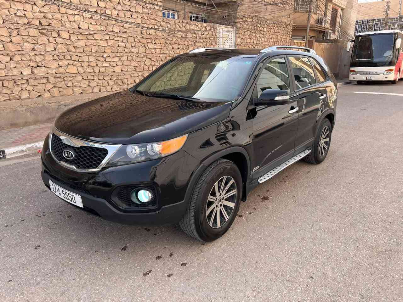 السلام عليكم كيا سورينتو للبيع موديل 11 
امريكيه شبرين صبغ بلبنيد فقط والباقي مكفول
 محرك 2400 دوش ما مفتوح سياره جاهزه 
باسمي رقم مميز مكان السياره كربلاء 
السعر 120 وبيها مجال شراي يتصل 
***********
