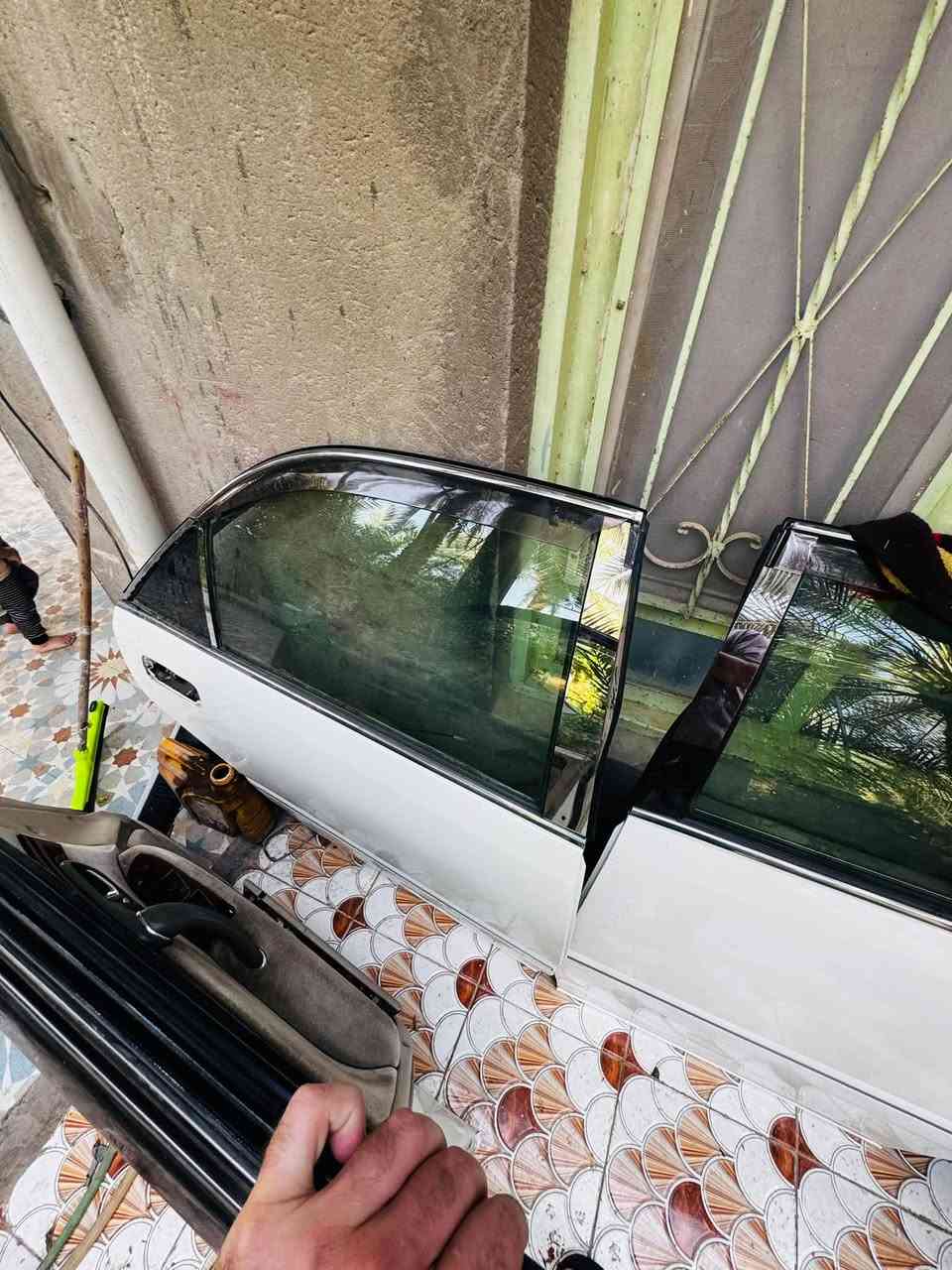 فره ملكه • بونيت وشبكه • دعاميات