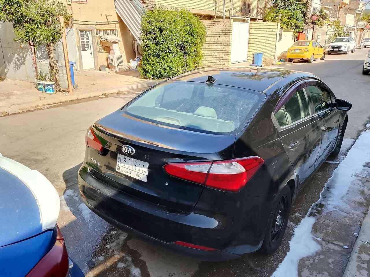 سلام عليكم كيا فورتي مديل 2015
وارد امريكي حادث بنيد وجاملغين وبيها ضربه بلباب سايق سعر 80 وبيها مجال باقي تفاصلي واتساب ***********
