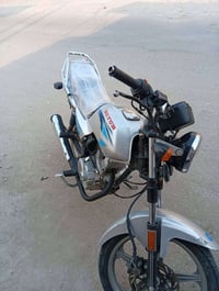 دايون عضم • ٢٠١٨ • اوراق