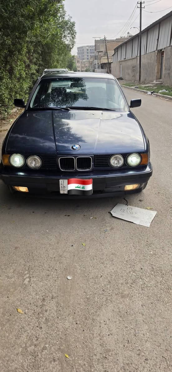 بي ام 525 • موديل ١٩٨٩ • محرك وكير اوتماتيك