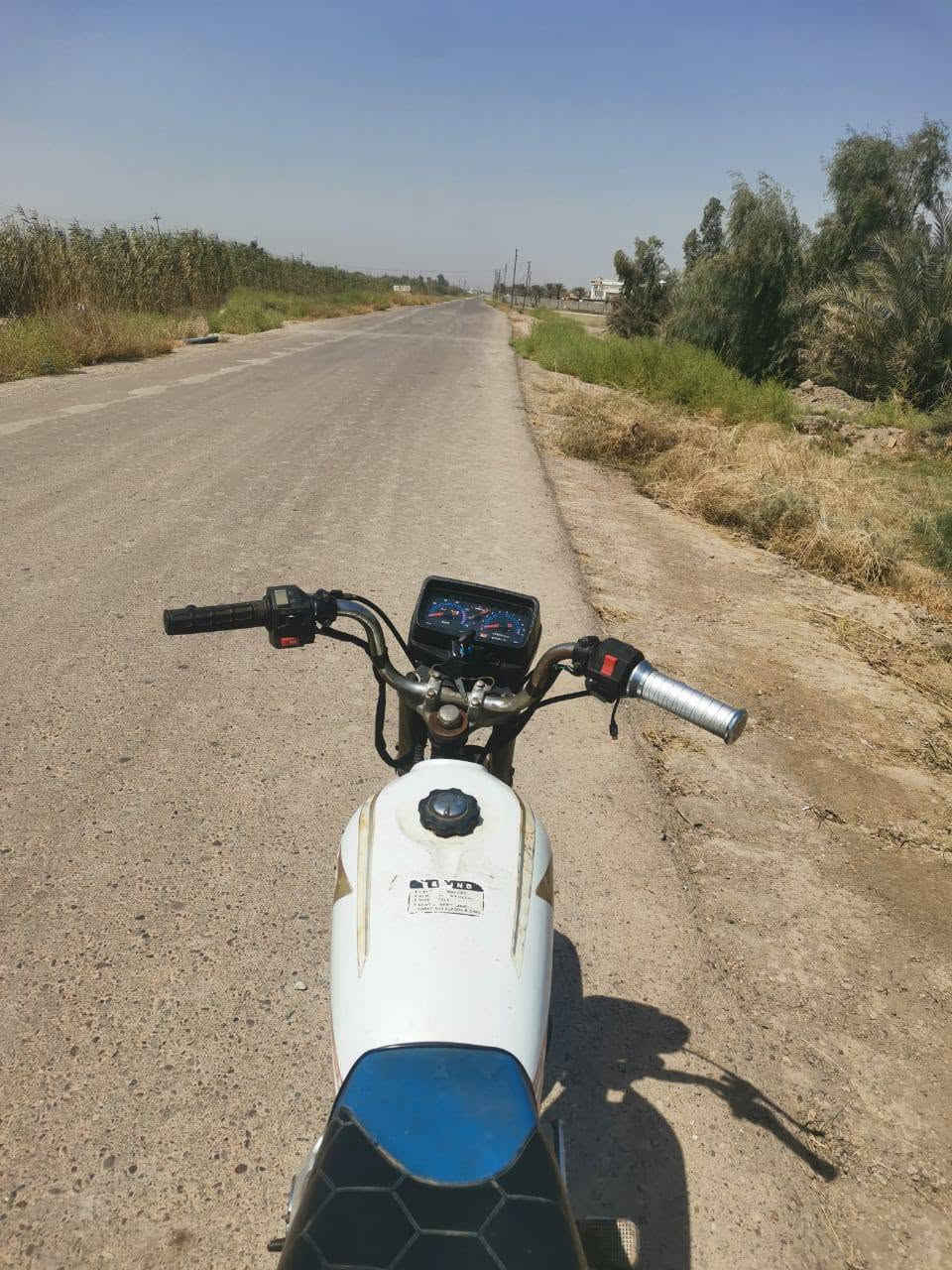 سلام عليكم دراجه ايراني نضيفه نقصه باتري واشاير خلفي بكان بغداد دوره سعر 350 جماعت 250 لا طب ابد ***********
