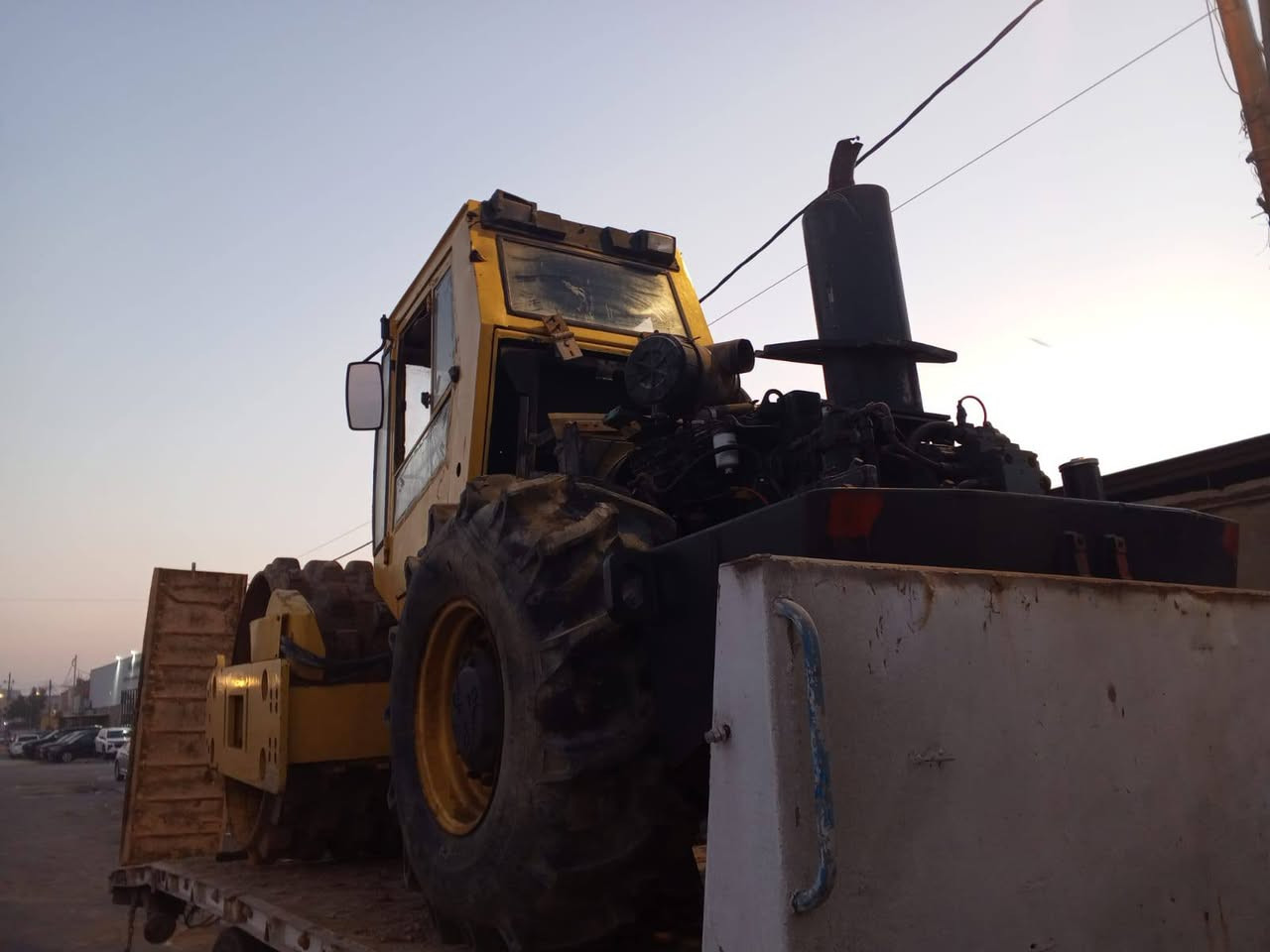 سلام عليكم حادله ضلفيه بوماك للبيع رقم سنويه بصره
***********
