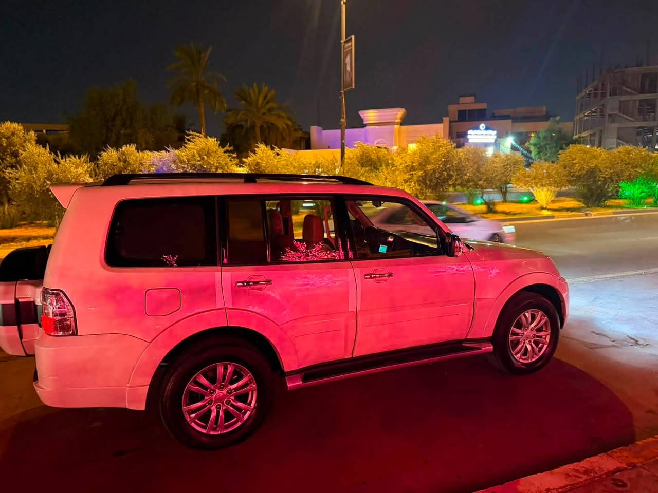 🚗 ميتسوبيشي باجيرو حبتور 2019
🔺مواصفات السيارة

▪️ محرك 3800 سي سي

▪️ فول مواصفات

▪️ فتحة سقف (سلايد)

▪️ كشنات كهربائية

▪️ دمام

▪️ سماعات بالصندوق

▪️ مكفولة كفالة عامة حتى من البارد

▪️ السيارة بحالة الوكالة

📍 مكان السيارة

▪️ بغداد حي الجامعه

📱 رقم ***********
السعر 208 وبيه مجال
