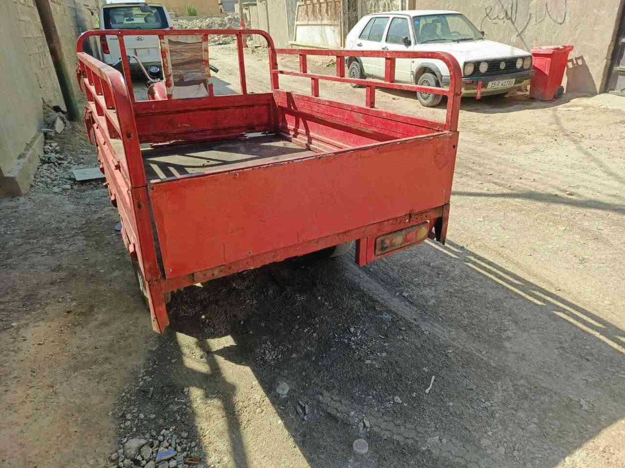 سلام عليكم ستوته مديل 2014 ستوته يريد عوزها بس باتري شويه بيها خياس من الصندوك البصف السايق او يريد لها شفت يراد لها زوج يدات ام 3تلافا مكينه خير من الله اكسن نضيف اوراق ضايعه بس مكفوله من السرقه  السعر 450 بيها مجال بصيط رقمي ‏‪***********‬‏  مكاني بغداد تاميم
