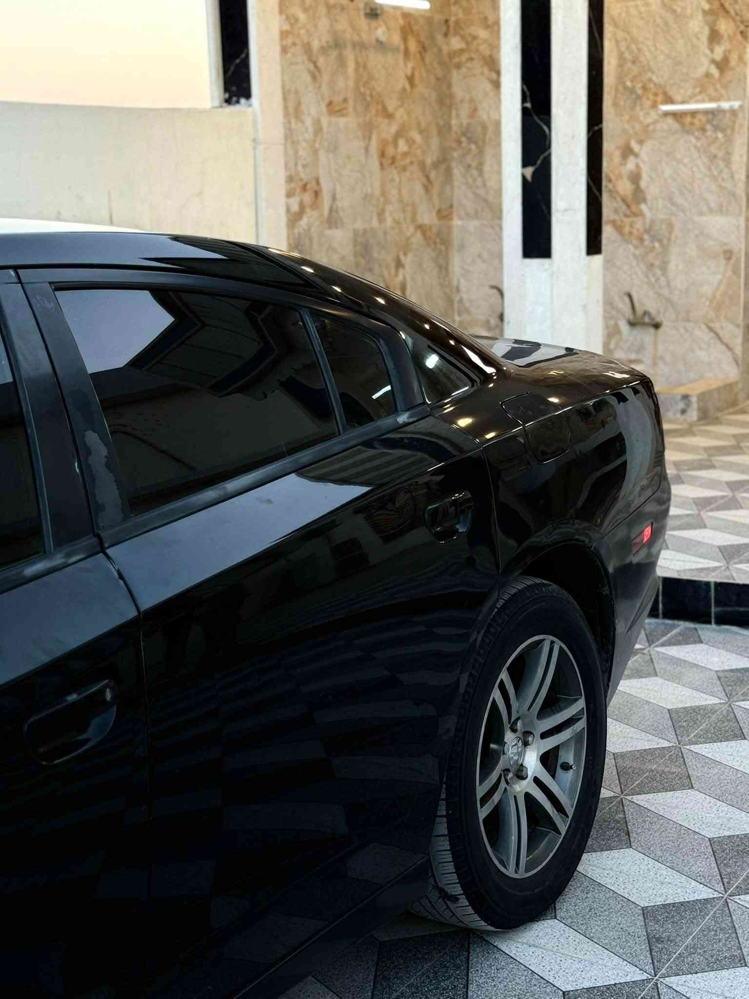 ﷽ 🖤🪬

Dodge charger2013
سعر سيارة ( 135) ورقه و بيها مجال للطيبين 
*********** واتساب 

مكان سيارة بغداد المنصور

للبيع دوج جارجر 2012 مواصفات SXT
مكينه ٦ سلندر حجم ٣٦٠٠ لا صوت لا بخار جديده
 كير و مكينه و تبريد اكسل بشرط مكينه 
جديد صدر جديد وتخم تايرات جدد هن والويل
رقم و سنويه جديد السياره مطلوبه 15 ورقه ينزل من سعرها

سياره بدون دواخل بدون شواصي بيه مكانين شبر صبغ 

«——————————————————-

