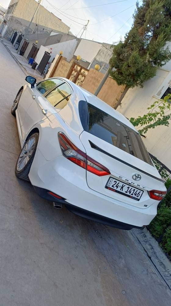 تؤيؤته كامري هايبريد ٢٠٢١ به م عامي ئه مريكايه يه ك جاملغي ليدرايه بيشوو بشتي كبسه ... گيروو مكينه تبريد به شرت فحسوو هه زه سنوي نوي به ناو خؤمانه *********** أربيل, العراق
