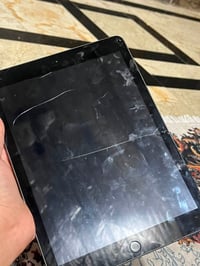 ايباد سته بروه ايباد نضيف بيه كسرات بصيطه بل شاشه رقم الهاتف أي ستفسر ...