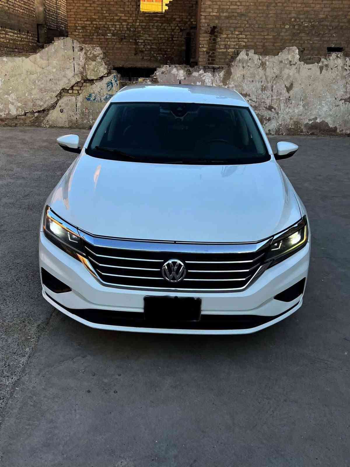 سلام عليكم باسات للبيع2020
محرك 2000تيربو 78ml
فول موصفات ماعدا الفتحه 
تشغل بصمه أبواب بصمه 
رادارات امامي وخلفي وجانبي
تدفئه كشنات 
رقم بغداد 
حادث بنيد وجاملغ صبغ اربع قطع 
مكان بغداد

واتساب ***********

