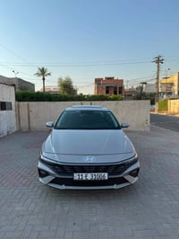 للبيع النترا موديل 2025 وارد كندي للون مميز ( سموك )دخول جديد ترقيم جد...