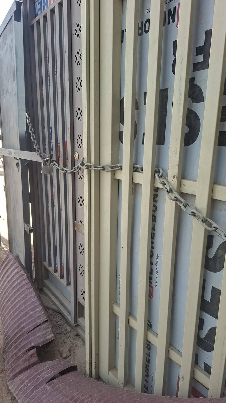 بيبان للبيع الوحده 175 وبيه مجال ***********
