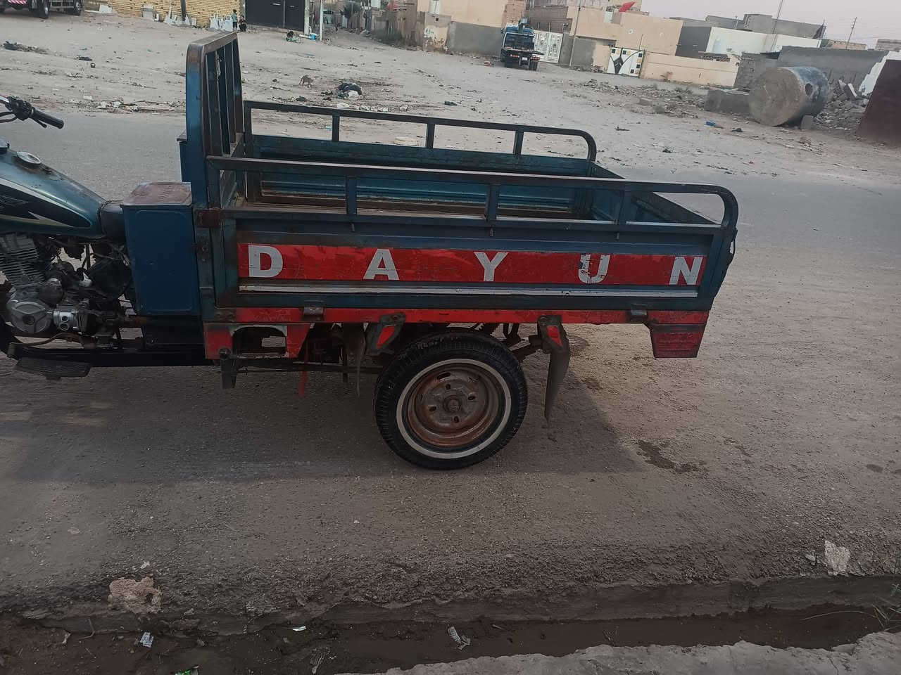 ستوته دايون نضيفه  للبيع رقم ابيض واسط سعرها مليون 500وبيها مجال بسيط مكاني قضاء الفجر اتصال عل الرقم ***********

