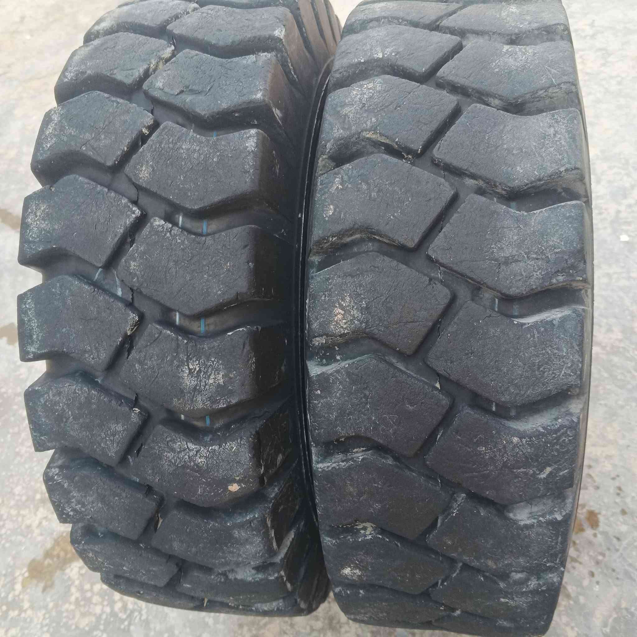 تايرات رافعة شوكية استخدام اقل الشهر حجم 600/9 تركي مكان بغداد جسر ديالى الجديد طريق السايد الواحد قبل تقاطع النهروان سعر 150الف الاتصال على ***********
