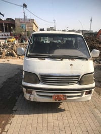 سياره للبيع جنبي السعر 18 ورقه سياره رقمه احمر 077662884462